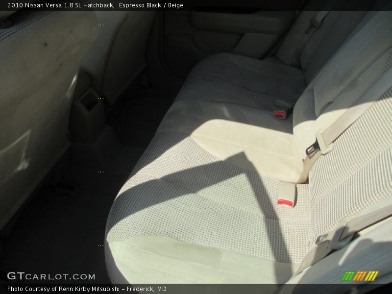 Espresso Black / Beige 2010 Nissan Versa 1.8 SL Hatchback