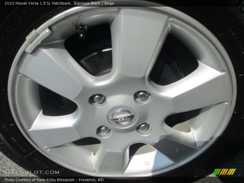 Espresso Black / Beige 2010 Nissan Versa 1.8 SL Hatchback