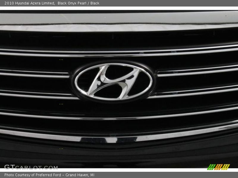 Black Onyx Pearl / Black 2010 Hyundai Azera Limited