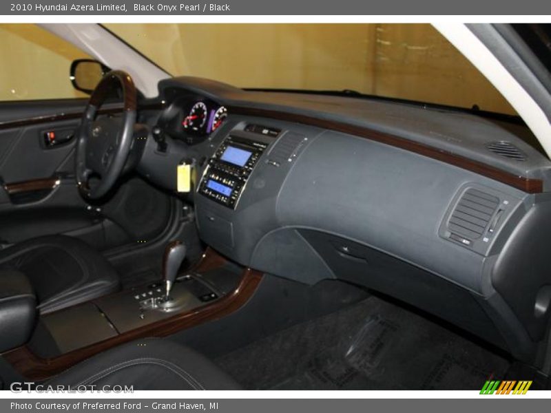 Black Onyx Pearl / Black 2010 Hyundai Azera Limited