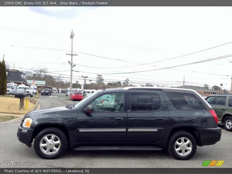 Onyx Black / Medium Pewter 2004 GMC Envoy XUV SLT 4x4