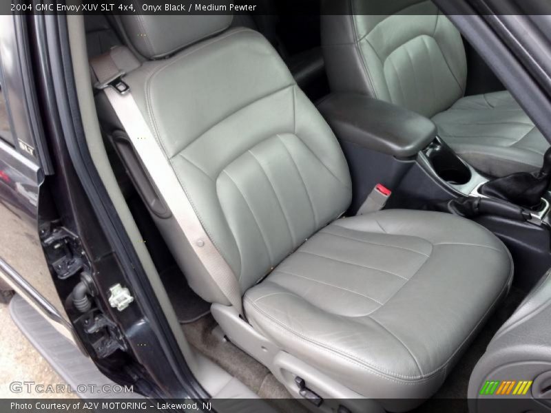 Onyx Black / Medium Pewter 2004 GMC Envoy XUV SLT 4x4