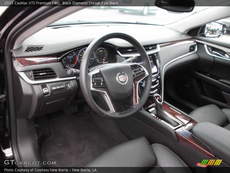 Black Diamond Tricoat / Jet Black 2013 Cadillac XTS Premium FWD