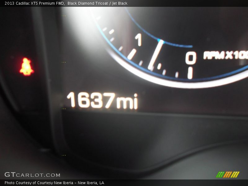 Black Diamond Tricoat / Jet Black 2013 Cadillac XTS Premium FWD