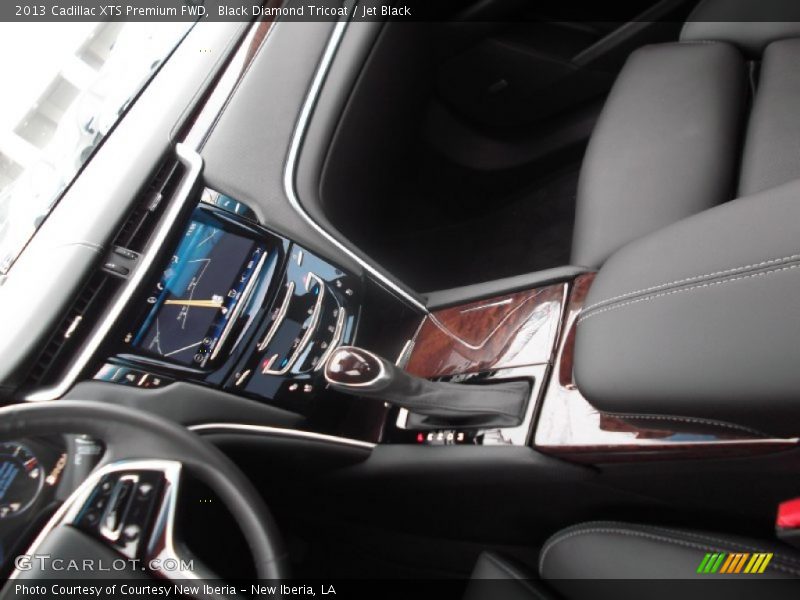 Black Diamond Tricoat / Jet Black 2013 Cadillac XTS Premium FWD
