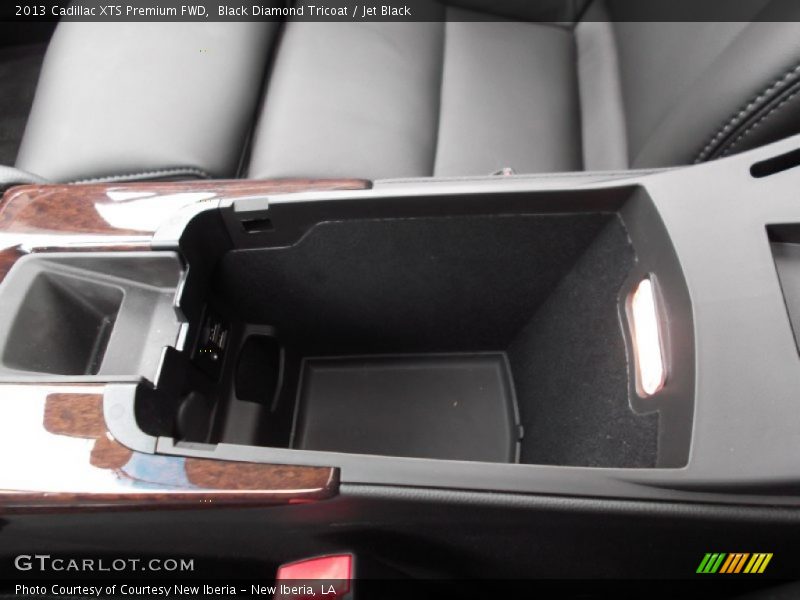 Black Diamond Tricoat / Jet Black 2013 Cadillac XTS Premium FWD