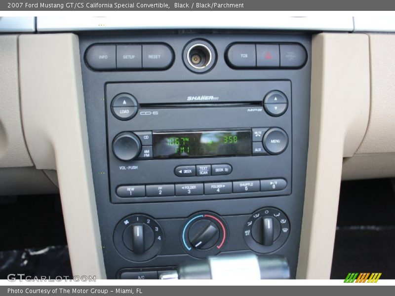 Controls of 2007 Mustang GT/CS California Special Convertible