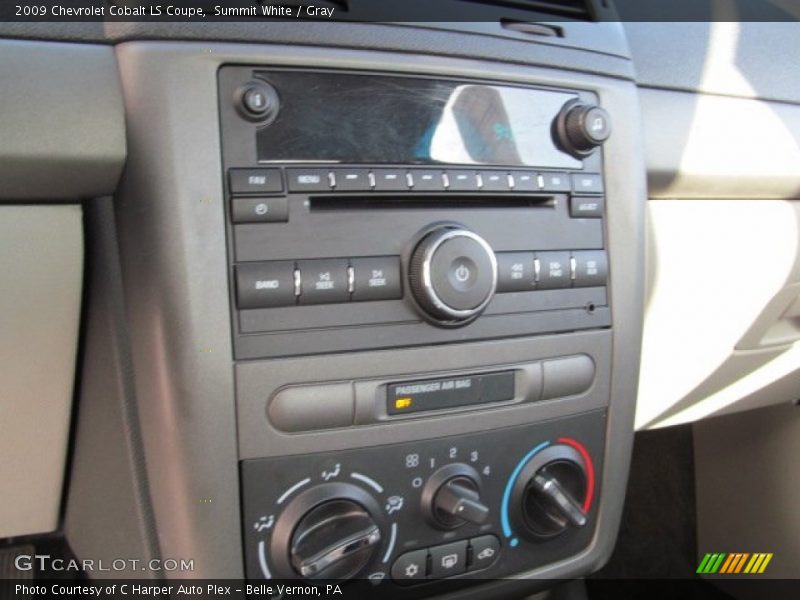 Summit White / Gray 2009 Chevrolet Cobalt LS Coupe