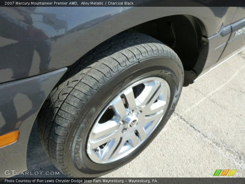 Alloy Metallic / Charcoal Black 2007 Mercury Mountaineer Premier AWD