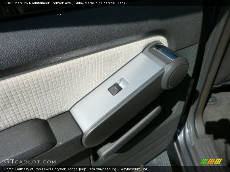 Alloy Metallic / Charcoal Black 2007 Mercury Mountaineer Premier AWD