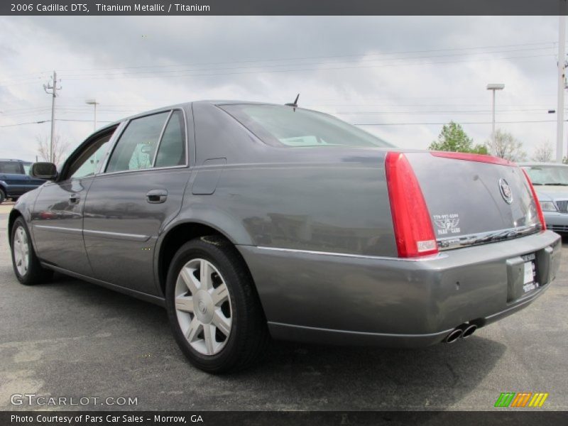 Titanium Metallic / Titanium 2006 Cadillac DTS