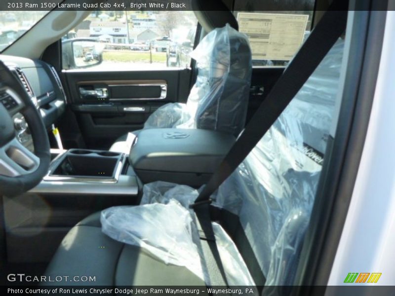 Bright White / Black 2013 Ram 1500 Laramie Quad Cab 4x4