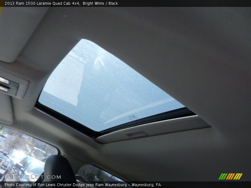 Bright White / Black 2013 Ram 1500 Laramie Quad Cab 4x4