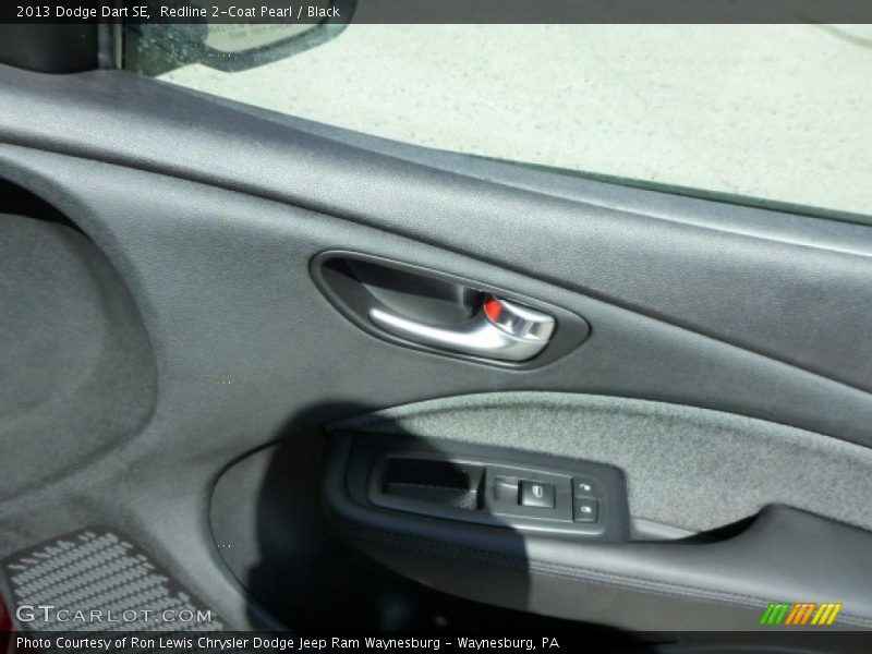 Redline 2-Coat Pearl / Black 2013 Dodge Dart SE