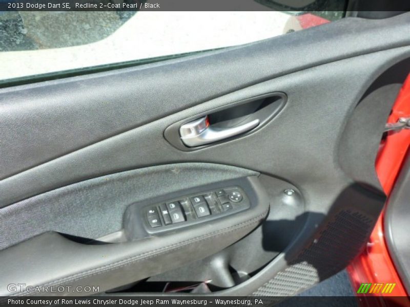 Redline 2-Coat Pearl / Black 2013 Dodge Dart SE