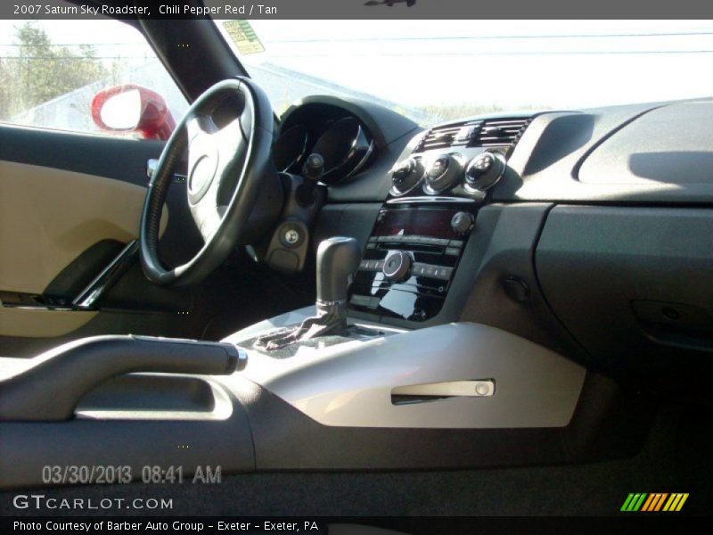 Chili Pepper Red / Tan 2007 Saturn Sky Roadster