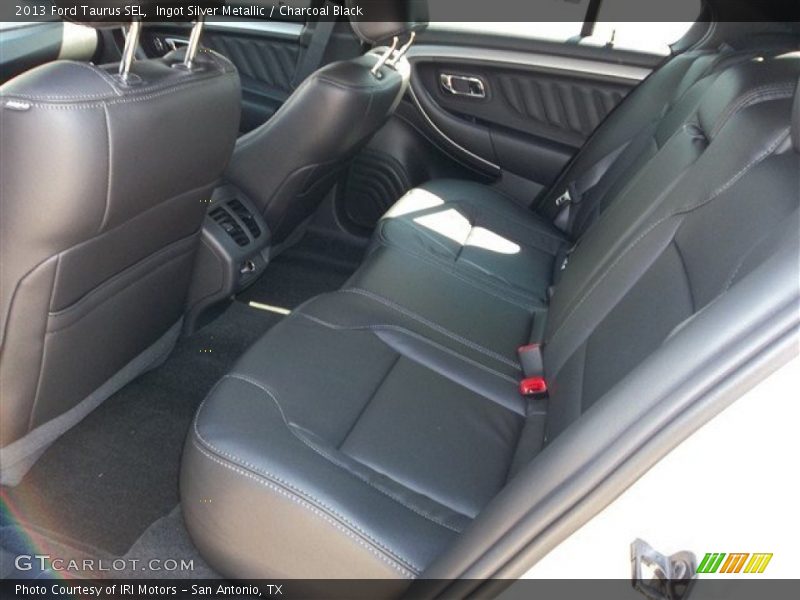 Ingot Silver Metallic / Charcoal Black 2013 Ford Taurus SEL