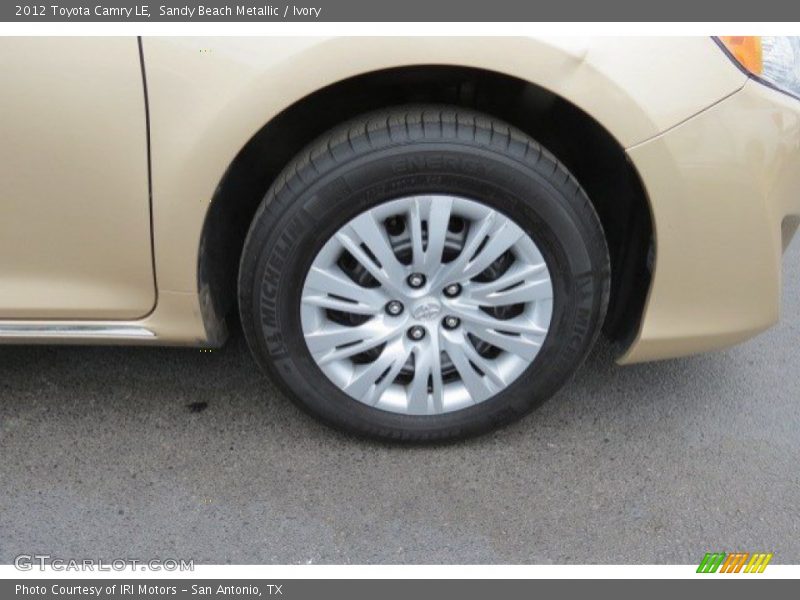 Sandy Beach Metallic / Ivory 2012 Toyota Camry LE