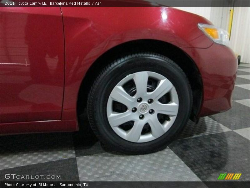 Barcelona Red Metallic / Ash 2011 Toyota Camry LE