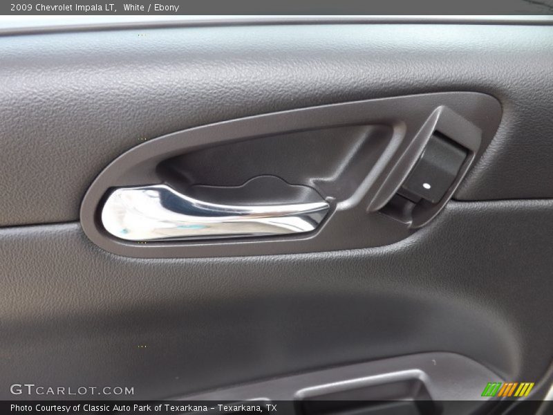White / Ebony 2009 Chevrolet Impala LT