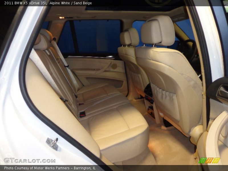 Alpine White / Sand Beige 2011 BMW X5 xDrive 35i