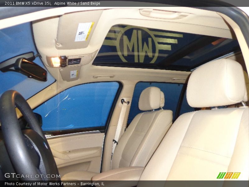 Alpine White / Sand Beige 2011 BMW X5 xDrive 35i