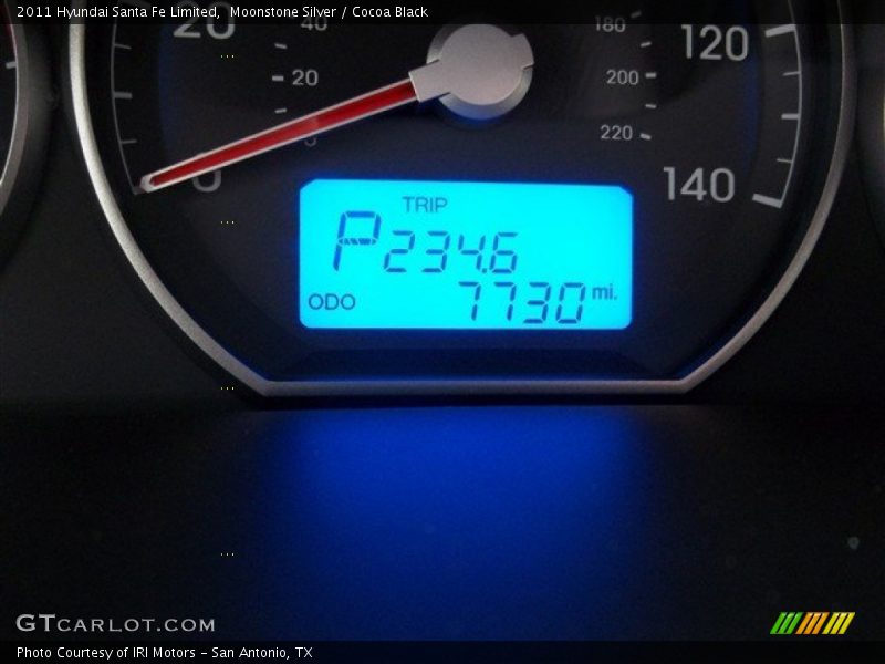 Moonstone Silver / Cocoa Black 2011 Hyundai Santa Fe Limited