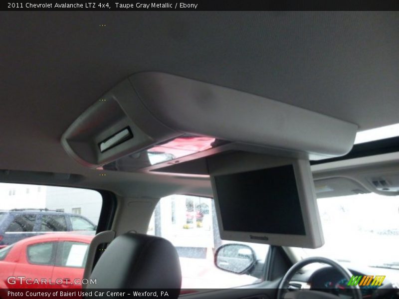 Taupe Gray Metallic / Ebony 2011 Chevrolet Avalanche LTZ 4x4