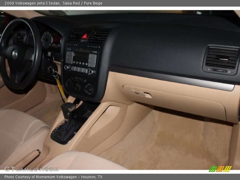 Salsa Red / Pure Beige 2009 Volkswagen Jetta S Sedan