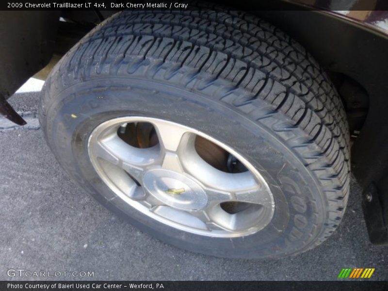 Dark Cherry Metallic / Gray 2009 Chevrolet TrailBlazer LT 4x4