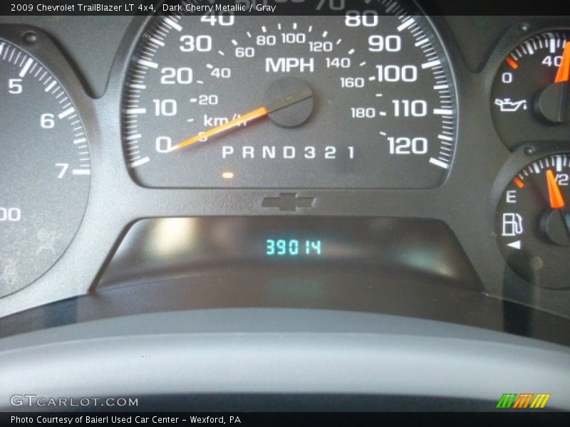 Dark Cherry Metallic / Gray 2009 Chevrolet TrailBlazer LT 4x4