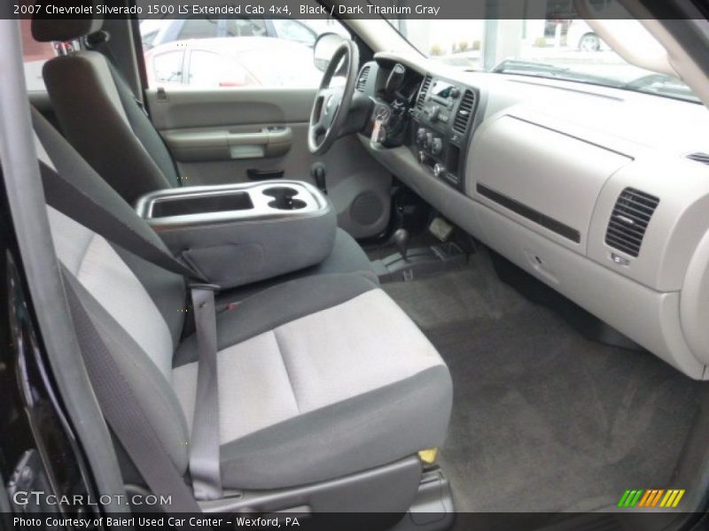 Black / Dark Titanium Gray 2007 Chevrolet Silverado 1500 LS Extended Cab 4x4