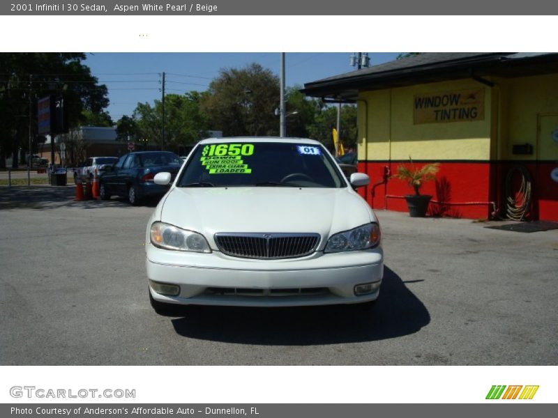 Aspen White Pearl / Beige 2001 Infiniti I 30 Sedan
