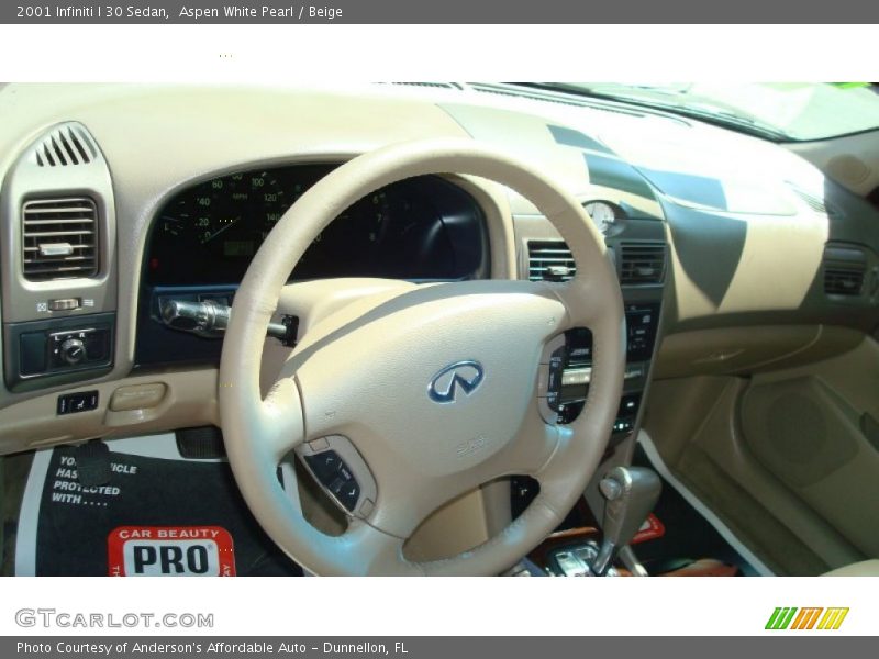 Aspen White Pearl / Beige 2001 Infiniti I 30 Sedan