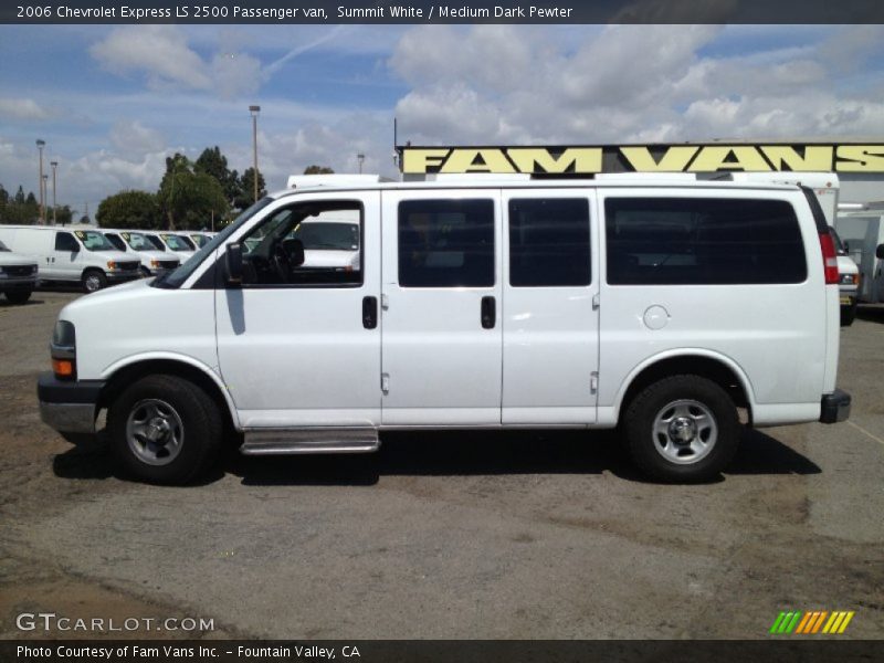 Summit White / Medium Dark Pewter 2006 Chevrolet Express LS 2500 Passenger van