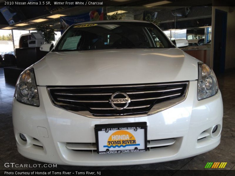Winter Frost White / Charcoal 2010 Nissan Altima 3.5 SR
