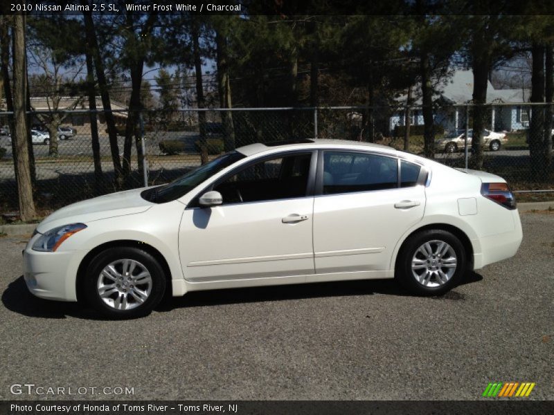 Winter Frost White / Charcoal 2010 Nissan Altima 2.5 SL