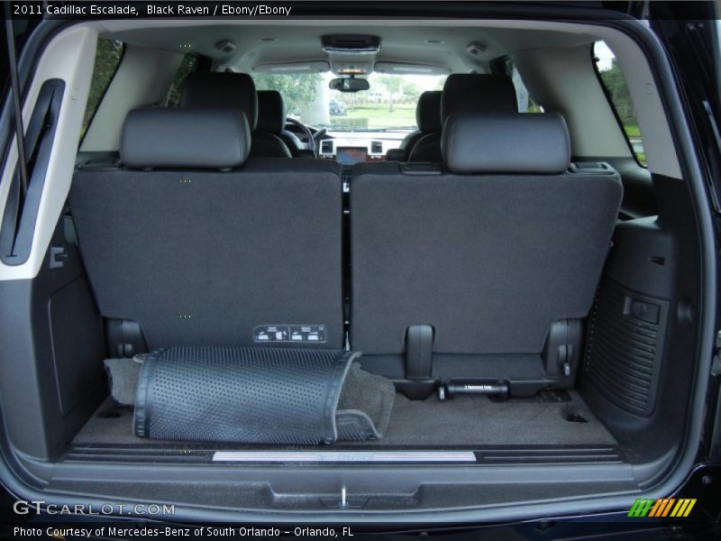 Black Raven / Ebony/Ebony 2011 Cadillac Escalade