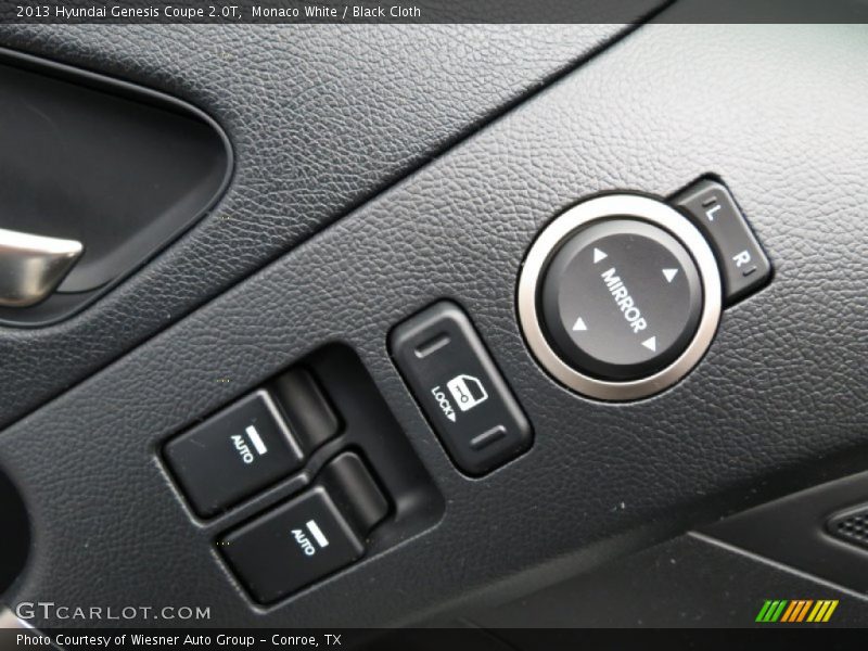 Controls of 2013 Genesis Coupe 2.0T