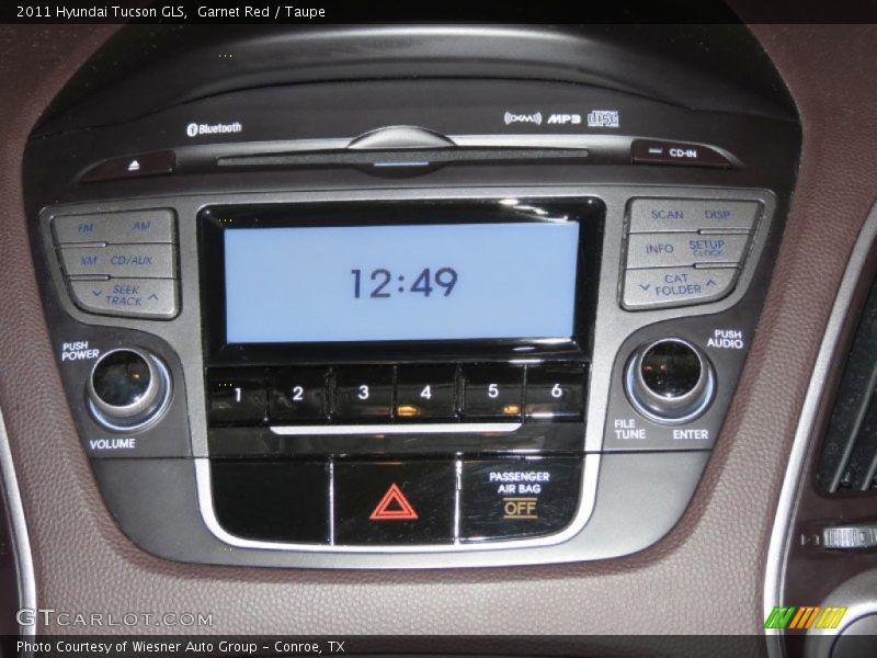 Controls of 2011 Tucson GLS