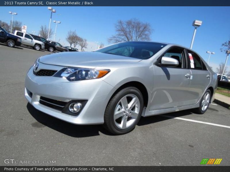 Classic Silver Metallic / Black 2013 Toyota Camry SE