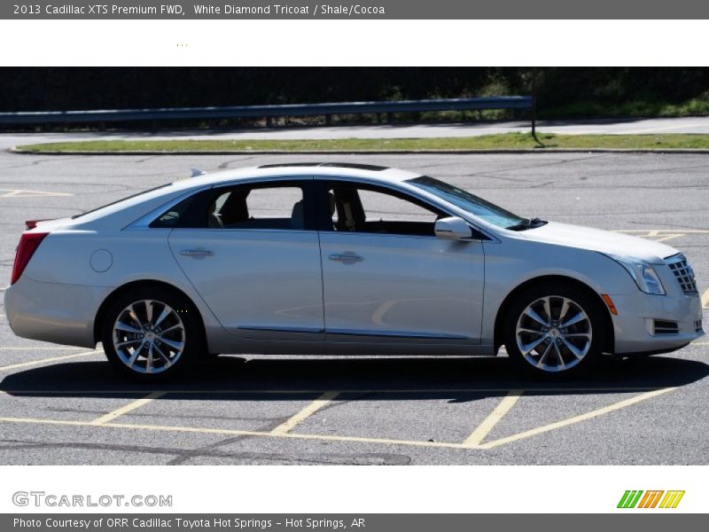 White Diamond Tricoat / Shale/Cocoa 2013 Cadillac XTS Premium FWD