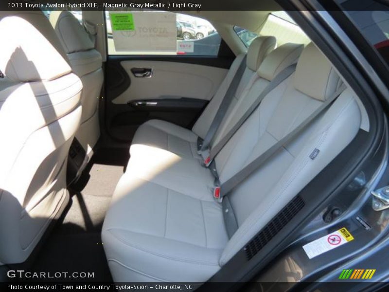 Magnetic Gray Metallic / Light Gray 2013 Toyota Avalon Hybrid XLE