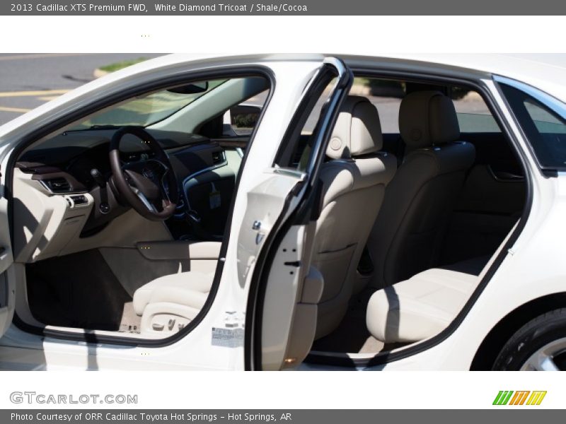 White Diamond Tricoat / Shale/Cocoa 2013 Cadillac XTS Premium FWD