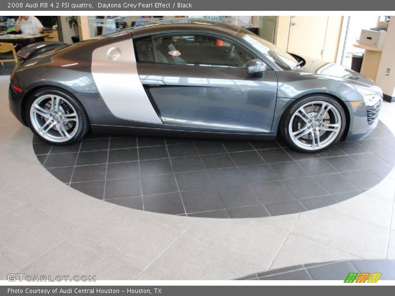 Daytona Grey Pearl Effect / Black 2008 Audi R8 4.2 FSI quattro