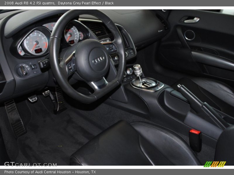  2008 R8 4.2 FSI quattro Black Interior