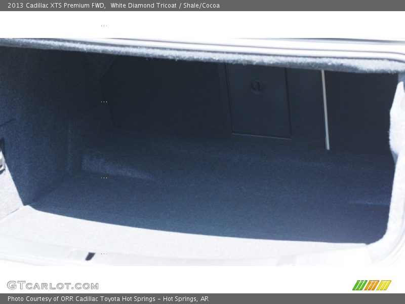 White Diamond Tricoat / Shale/Cocoa 2013 Cadillac XTS Premium FWD