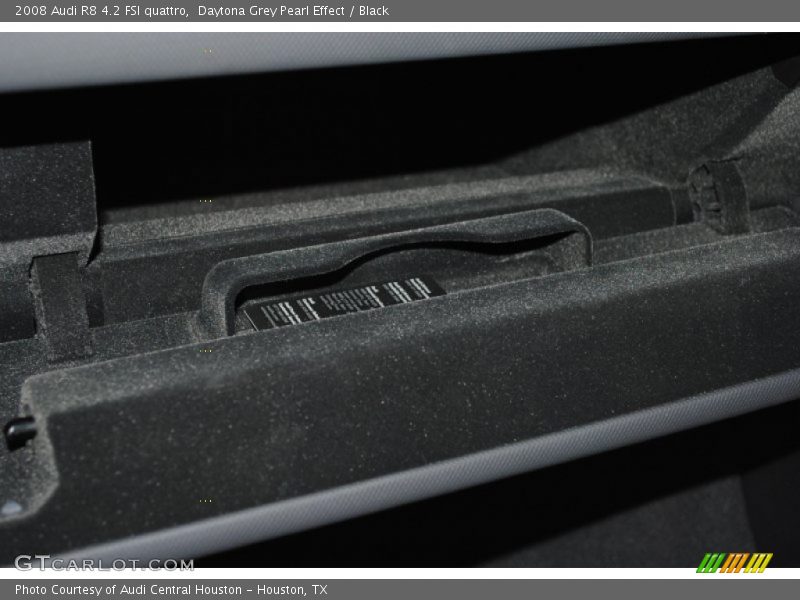 Daytona Grey Pearl Effect / Black 2008 Audi R8 4.2 FSI quattro