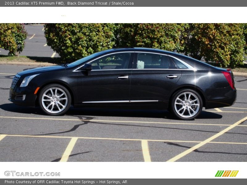 Black Diamond Tricoat / Shale/Cocoa 2013 Cadillac XTS Premium FWD