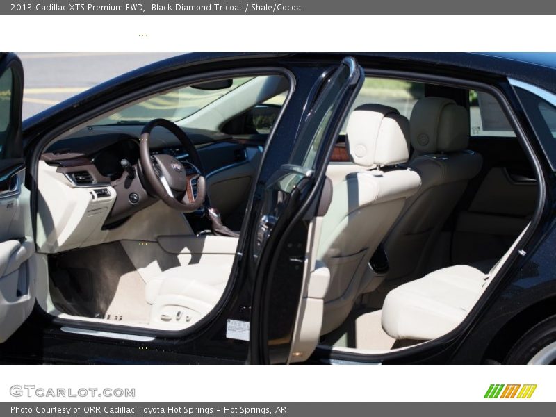 Black Diamond Tricoat / Shale/Cocoa 2013 Cadillac XTS Premium FWD